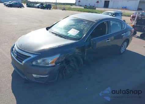 2013 Nissan Altima 2.5 S z USA, uszkodzony, nr VIN 1N4AL3AP6DC193323